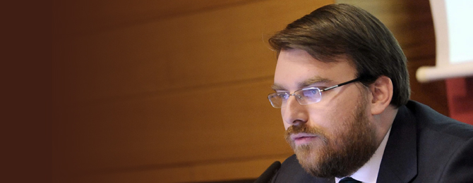 La comunicación política evoluciona en la misma medida en la que lo hace la sociedad”